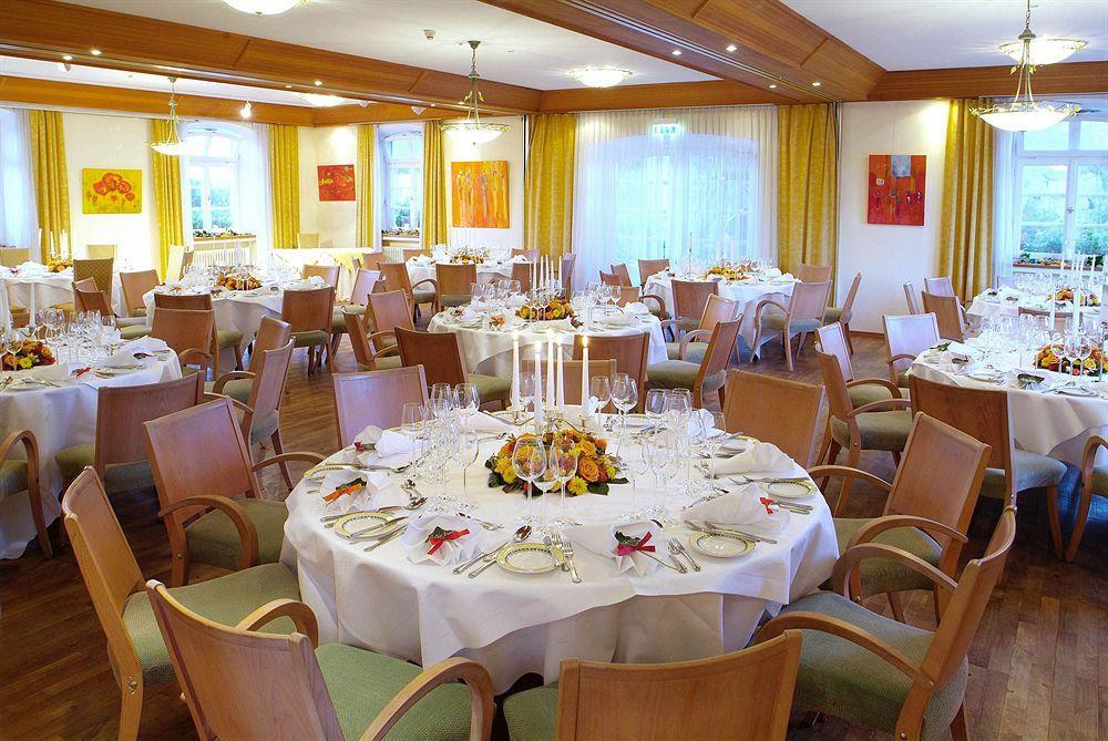 Biohotel Schlossgut Oberambach Buitenkant foto