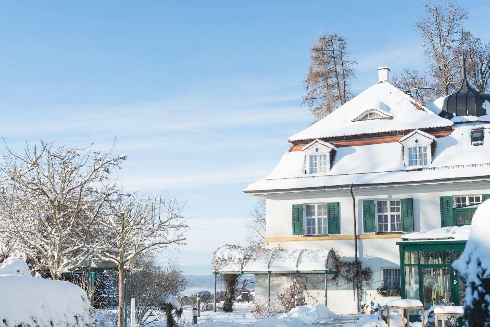 Biohotel Schlossgut Oberambach Buitenkant foto