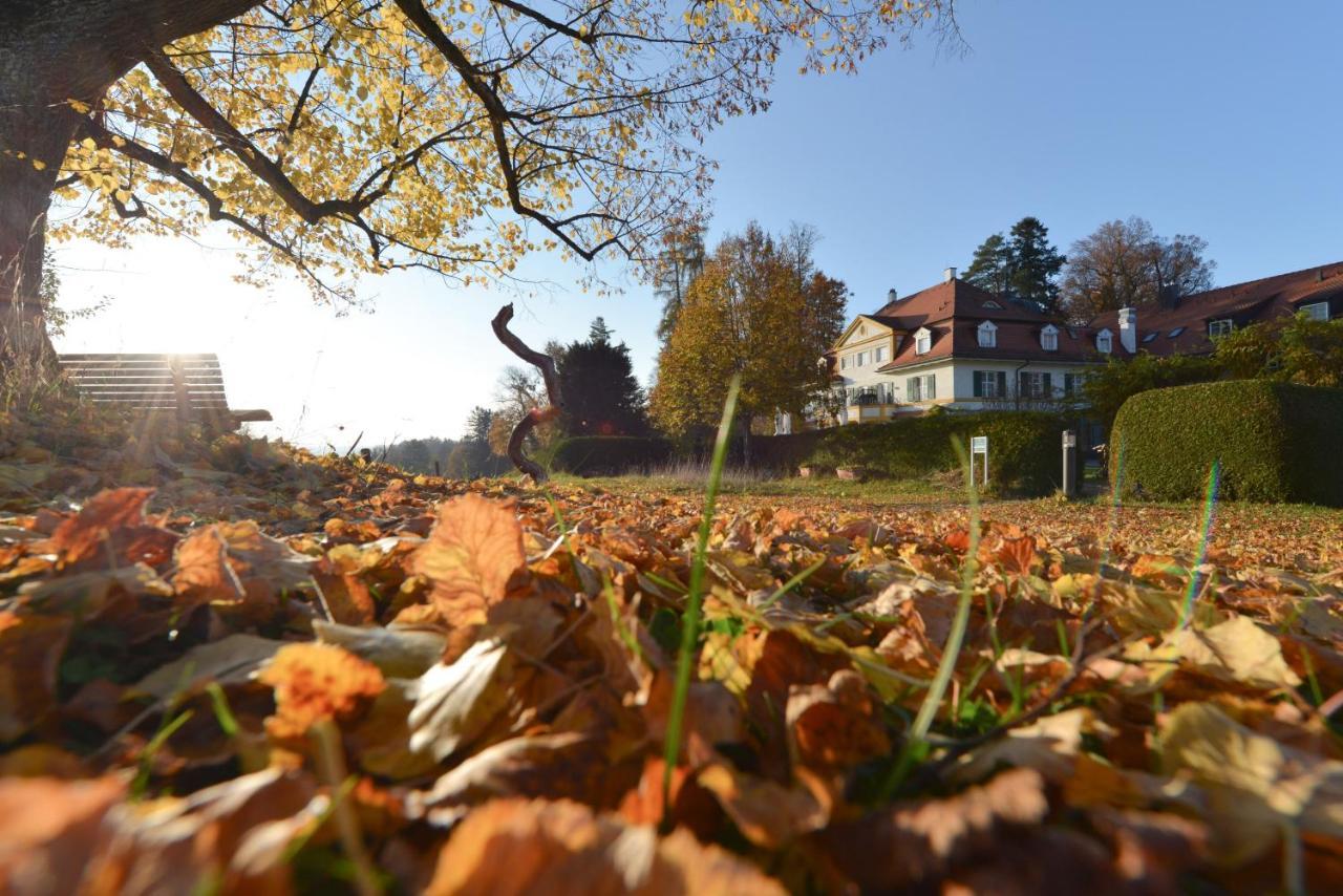 Biohotel Schlossgut Oberambach Buitenkant foto
