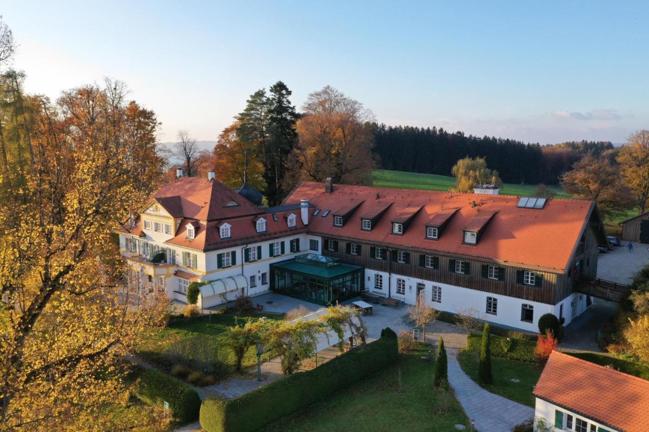 Biohotel Schlossgut Oberambach Buitenkant foto