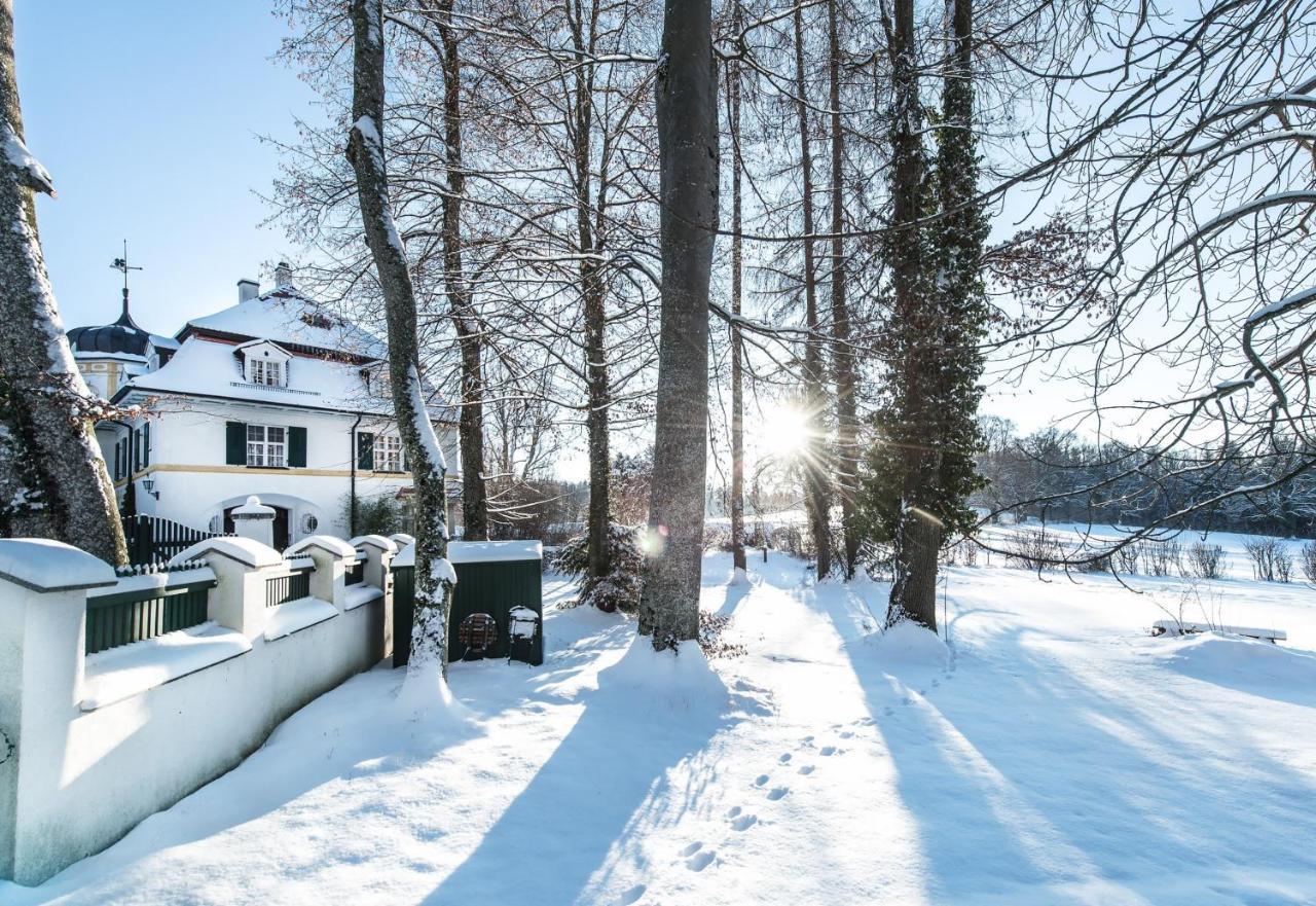 Biohotel Schlossgut Oberambach Buitenkant foto